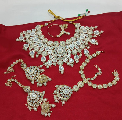 YFJ Alloy Gold-plated White Jewellery Set(Pack of 5)