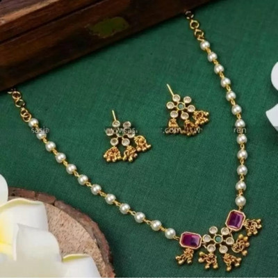 ElevenC Brass Gold-plated Red Jewellery Set(Pack of 1)