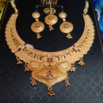 LOVANSH Brass Gold-plated Gold Jewellery Set(Pack of 1)