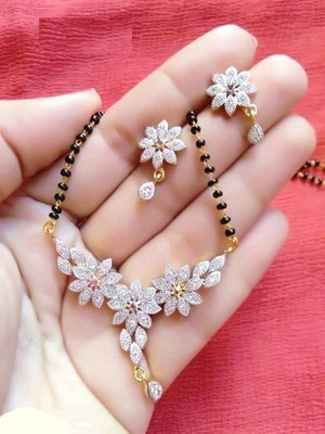 NIRMAY CREATION Alloy Gold-plated Silver, Black Jewellery Set(Pack of 1)