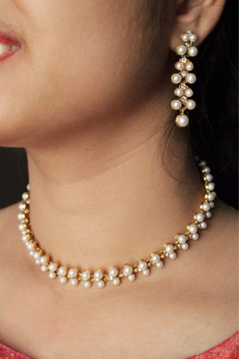 TONOLIKA Alloy Gold-plated, Brass Gold, White Jewellery Set(Pack of 1)