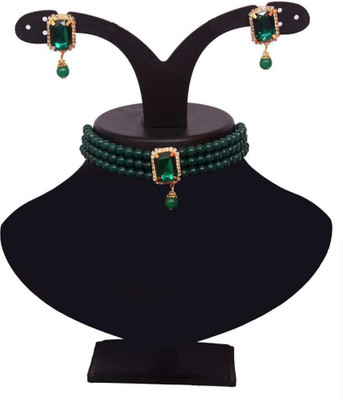 Nivaan Alloy Gold-plated Green Jewellery Set(Pack of 1)