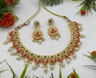 RAHUL TRADERS Alloy Gold-plated Red, Green Jewellery Set(Pack of 1)