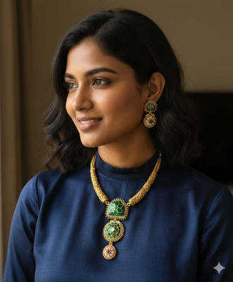 Joyful Alloy Gold-plated Green Jewellery Set(Pack of 1)