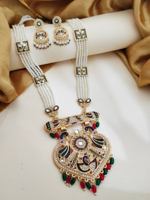 Heeva Alloy Multicolor Jewellery Set(Pack of 1)