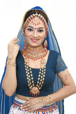 SHIV SHAKTI JEWELLERS Alloy Gold-plated Red Jewellery Set(Pack of 1)