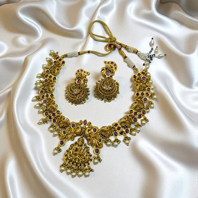 Sirini Brass Gold-plated Gold Jewellery Set(Pack of 1)