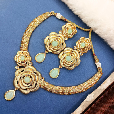 NANDAI Alloy Gold-plated Gold Jewellery Set(Pack of 1)