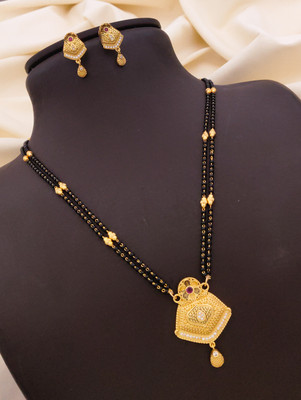 sakimo Brass Gold-plated Gold Jewellery Set(Pack of 1)