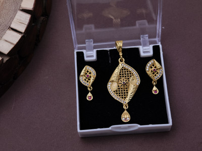 PSJEEWLL Brass Gold-plated Multicolor Jewellery Set(Pack of 3)