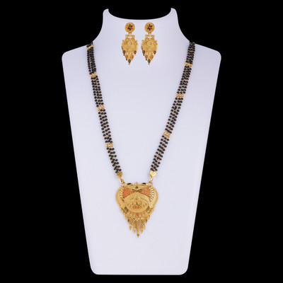 VEMISHTI Brass Gold-plated Gold Jewellery Set(Pack of 1)