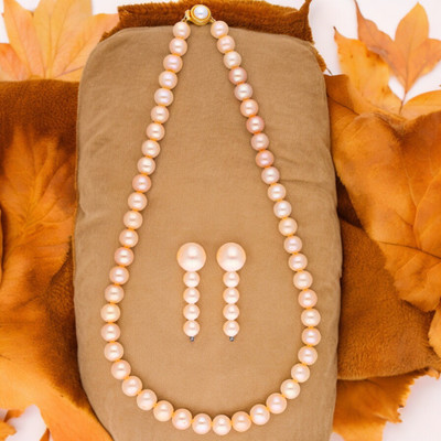 Sri Jagdamba Pearls Mother of Pearl Gold-plated Pink Jewellery Set(Pack of 1)