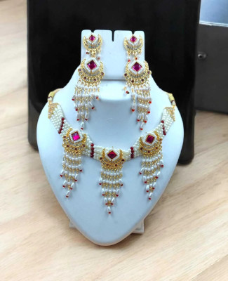 Mk Jewellery Alloy Gold-plated Red Jewellery Set(Pack of 1)