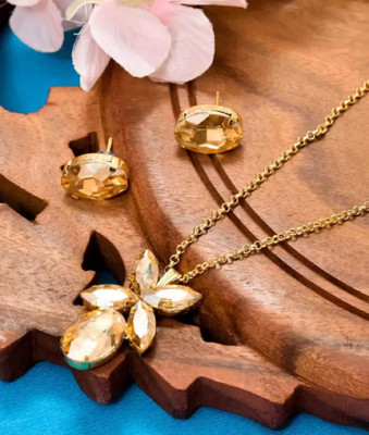 Weldecor Alloy Gold-plated Gold Jewellery Set(Pack of 1)