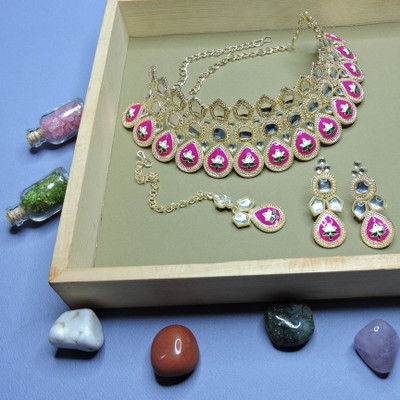 VATSALYA creation Alloy Gold-plated Green, Ruby Red Jewellery Set(Pack of 1)