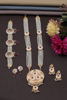 VISITART JEWELLERY Alloy Gold-plated White Jewellery Set(Pack of 6)