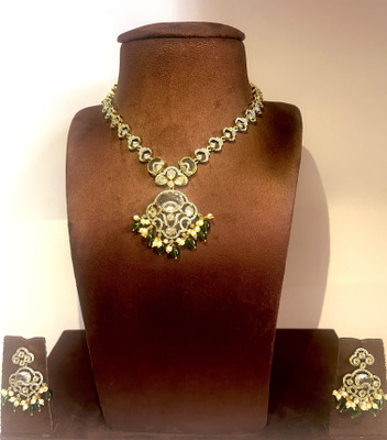 Mayukha Alloy Gold-plated Green, White Jewellery Set(Pack of 2)