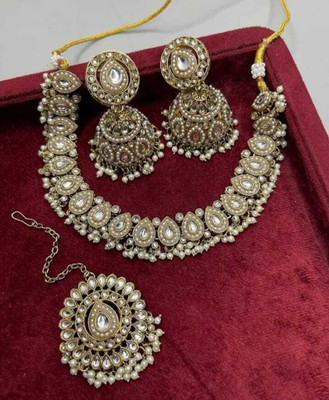 Sukhigold Alloy Gold-plated White Jewellery Set(Pack of 1)