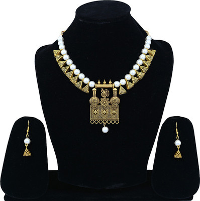 Darsha Collections Mother of Pearl, Alloy Gold-plated White Jewellery Set(Pack of 1)