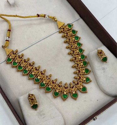 Joyful Alloy Gold-plated Green Jewellery Set(Pack of 1)