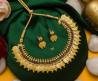 LA MESKEY Brass, Alloy Gold-plated Gold Jewellery Set(Pack of 1)