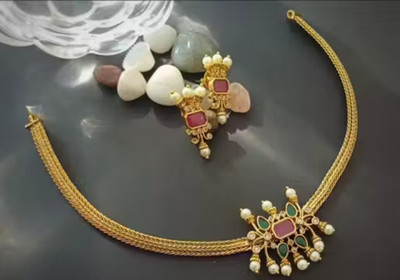 ROFARWORD Traditional Wedding Wear Necklace/Jewellery Set For Women and Girls Zircon Gold-plated Plated Copper Necklace Set