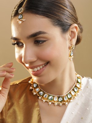 RUBANS Alloy Gold-plated Gold Jewellery Set(Pack of 1)