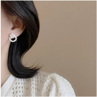 Lathar AD Circle Flower Korean Earrings Alloy Stud Earring