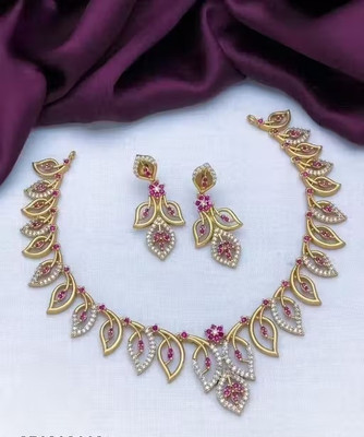 Pamadhya Brass, Copper Gold-plated Multicolor Jewellery Set(Pack of 1)