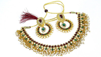 SHREE MAULI CREATION Alloy Gold-plated Green, Maroon, Gold Jewellery Set(Pack of 2)