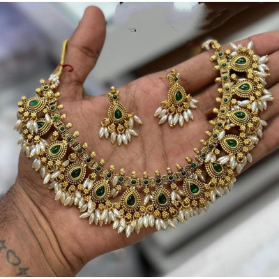 Shilpa Creation Brass Green Jewellery Set(Pack of 1)
