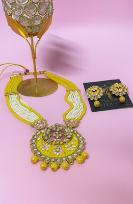Arika Alloy Gold-plated Yellow Jewellery Set(Pack of 1)