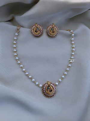 RUJVE JEWELLERY Brass, Copper Gold-plated Gold Jewellery Set(Pack of 1)