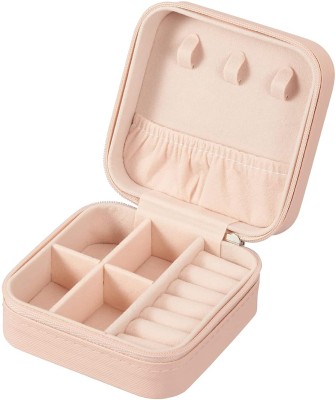 FUSIONN Leather Small Jewelry Box, Travel Portable Jewelry Case store jewelry, rings , chains etc Vanity Box(Baby Pink)