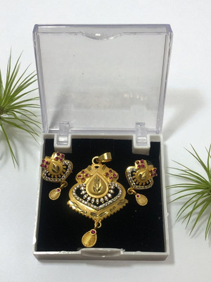 Seora Brass Gold-plated Gold Jewellery Set(Pack of 1)