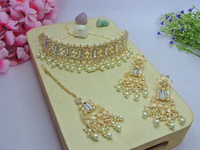 VATSALYA creation Alloy Gold-plated White Jewellery Set(Pack of 1)