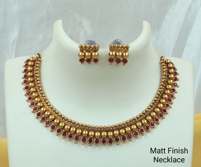 Joyful Brass Maroon Jewellery Set(Pack of 1)