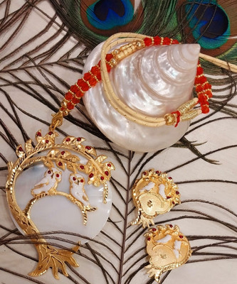 Purabi Shell Gold-plated Gold Jewellery Set(Pack of 1)