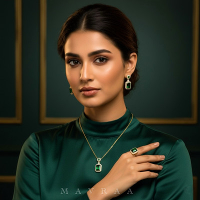 MAVRAA Crystal, Alloy Enamel, Gold-plated Gold, Green Jewellery Set(Pack of 1)