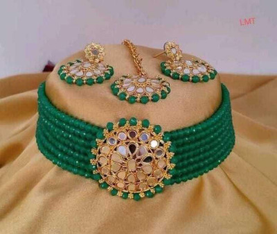 Ruhi Alloy Gold-plated Green Jewellery Set(Pack of 1)