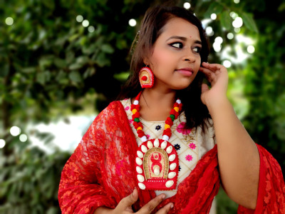 SAKHI Fabric Red Jewellery Set(Pack of 1)