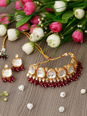 AHOORA Alloy Gold-plated Maroon Jewellery Set(Pack of 1)
