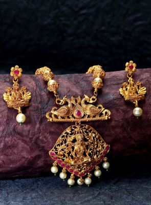 Styylo Jewels Alloy Gold-plated Red Jewellery Set(Pack of 1)