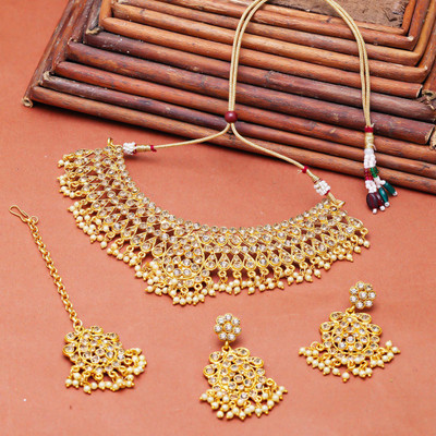 Shostopper by Sukkhi Alloy Gold-plated Gold Jewellery Set(Pack of 1)