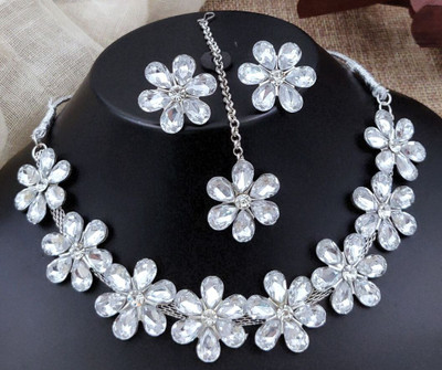 STYLISTAJEWELS Alloy Rhodium White Jewellery Set(Pack of 1)