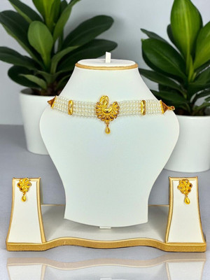 SAjTori Brass Gold-plated Gold, White Jewellery Set(Pack of 1)