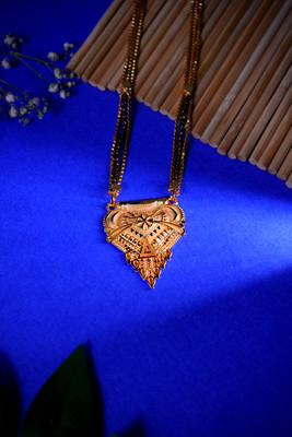 DIVEES Fabric Gold Jewellery Set(Pack of 1)