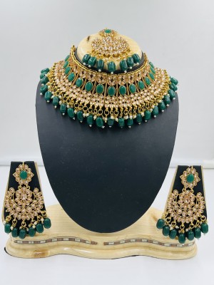 SHIV SHAKTI JEWELLERS Alloy Gold-plated Green Jewellery Set(Pack of 1)