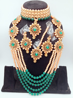 house of common Alloy Gold-plated Green Jewellery Set(Pack of 1)