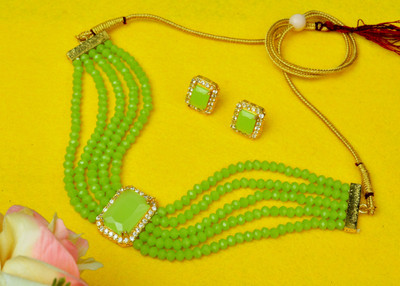 Ruhi Alloy Gold-plated Green Jewellery Set(Pack of 1)